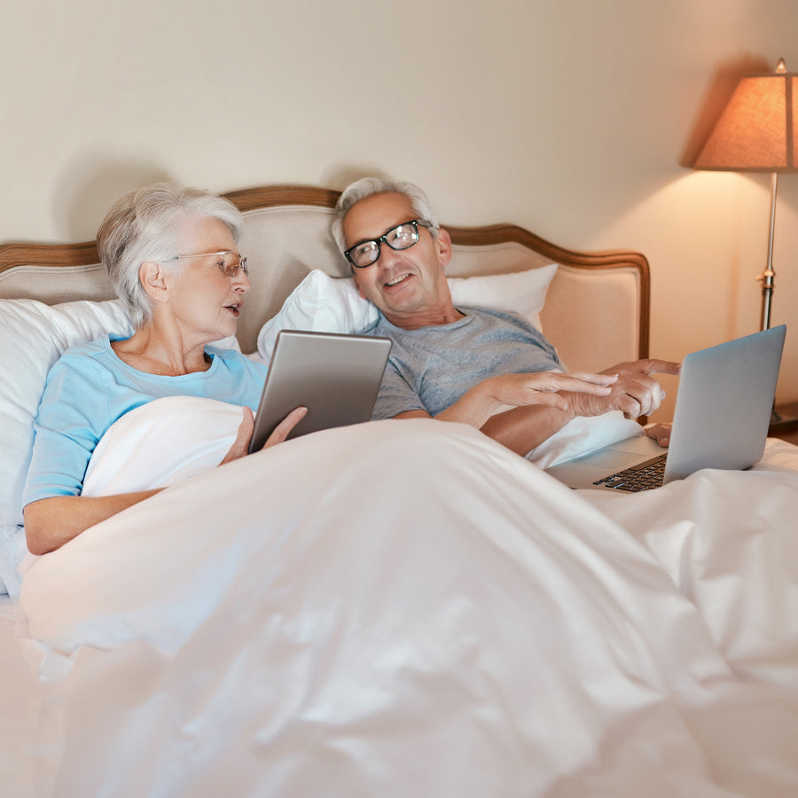 Nimood support specialist helping choose a home safety product